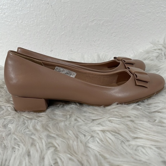 FIONI Grace Low Block Heel Pump With Bow Round Toe Size 8 New - Picture 7 of 14